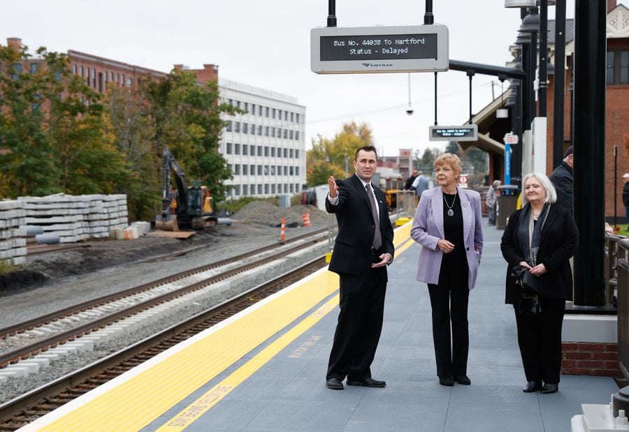 6_Zawistowski Train and TOD ribbon cutting 101326-9759.jpg
